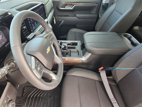 New 2026 Chevrolet Silverado 1500 LT w/ Z71 Off-Road Package image 10