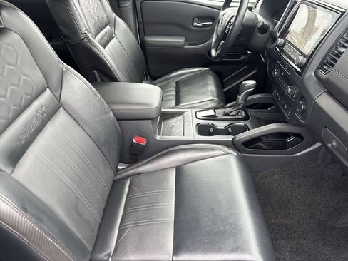 Used 2022 Nissan Frontier Pro-X w/ Pro-X Premium Package image 12