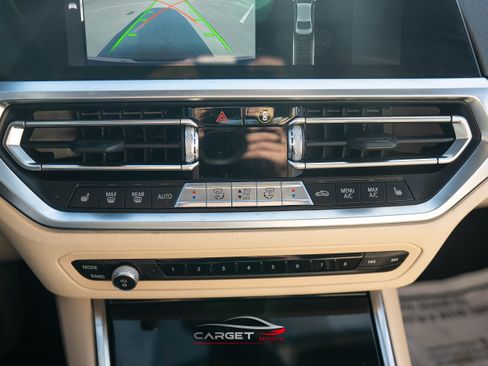 Used 2019 BMW 330i xDrive Sedan w/ Convenience Package image 32