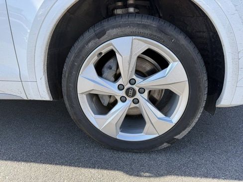 Used 2024 Audi Q5 2.0T Premium Plus w/ Premium Plus Package image 13