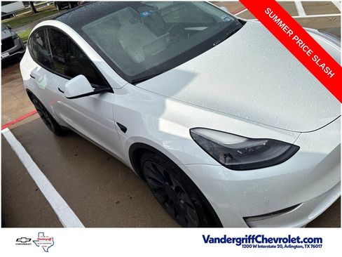 Used 2022 Tesla Model Y Performance AWD/4WD image 2