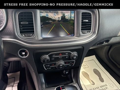 Used 2018 Dodge Charger R/T image 22