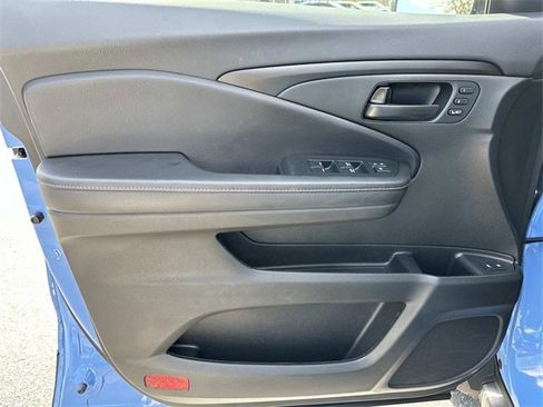 Certified 2024 Honda Passport TrailSport image 17