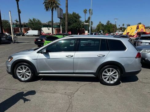 Used 2017 Volkswagen Golf Alltrack SEL AWD/4WD image 11