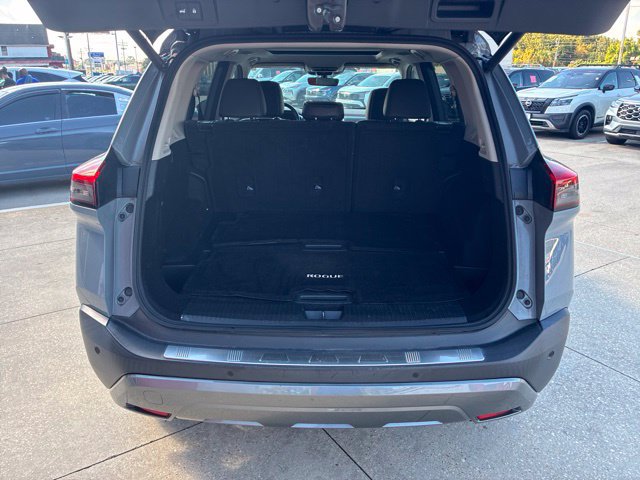 Used 2022 Nissan Rogue SL w/ SL Premium Package FWD image 8