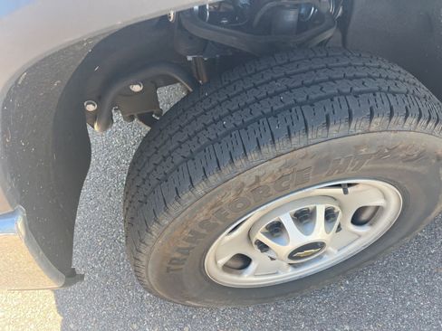 Used 2024 Chevrolet Silverado 2500 W/T w/ WT Convenience Package image 14