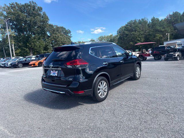 Used 2017 Nissan Rogue SV w/ SV Premium Package FWD image 16