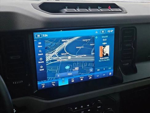 Used 2022 Ford Bronco Wildtrak image 13