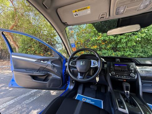 Used 2020 Honda Civic LX image 18