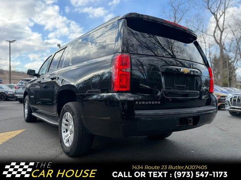 Used 2018 Chevrolet Suburban LT AWD/4WD image 9
