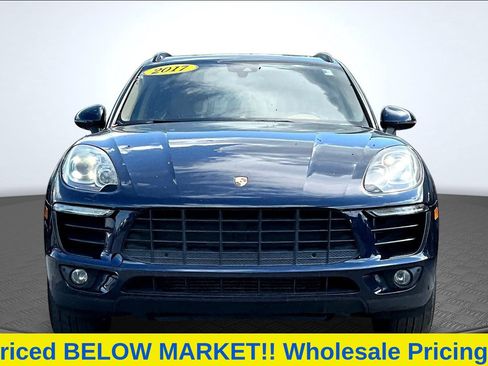 Used 2017 Porsche Macan AWD/4WD image 2