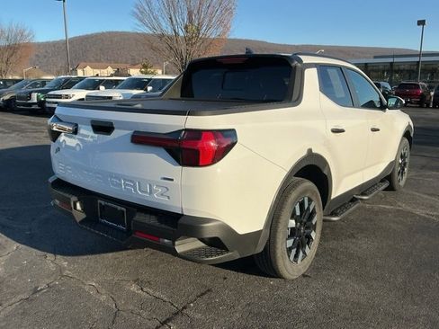 Certified 2025 Hyundai Santa Cruz SEL image 5