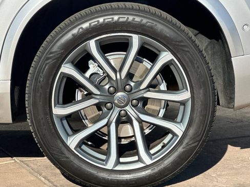 Used 2019 Volvo XC90 T6 Momentum w/ Advanced Package image 35