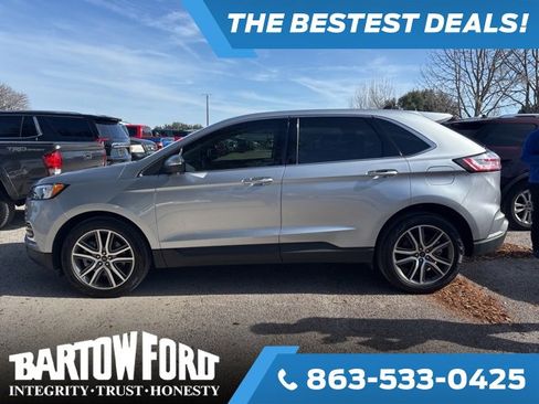 Used 2024 Ford Edge Titanium image 8