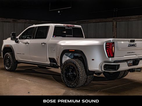 Used 2024 GMC Sierra 3500 Denali w/ Denali Reserve Package AWD/4WD image 7