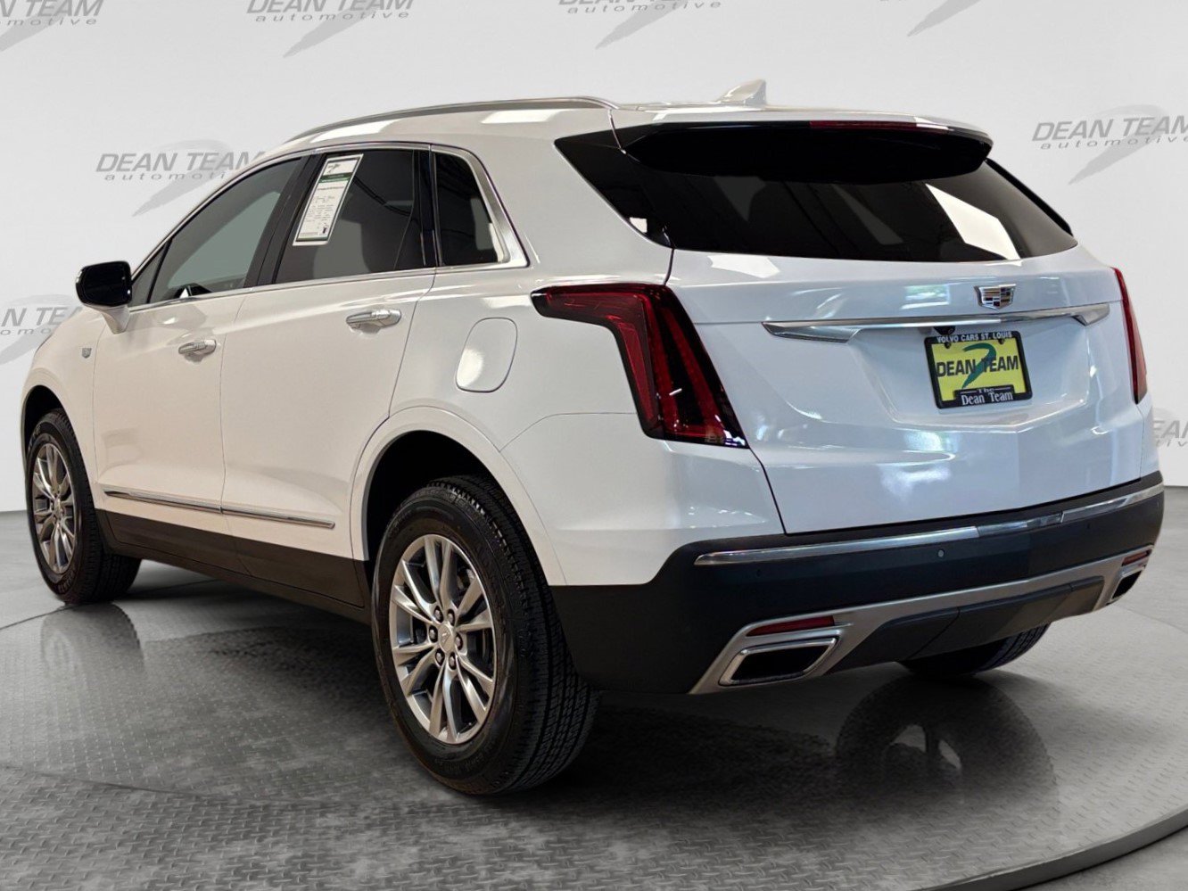 Used 2023 Cadillac XT5 Premium Luxury FWD image 6