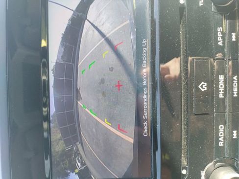 Used 2022 Subaru Forester Premium image 17