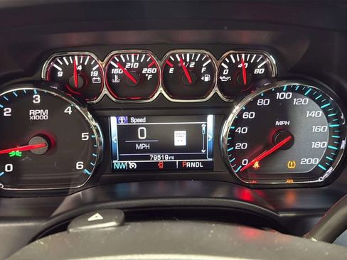 Used 2018 GMC Sierra 1500 SLE w/ Elevation Edition AWD/4WD image 22