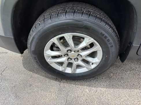 Used 2019 Chevrolet Traverse LT AWD/4WD image 44