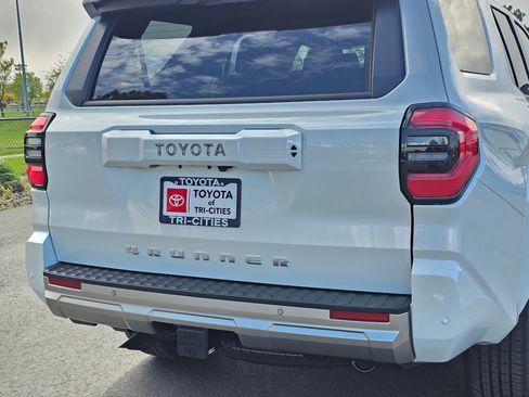 New 2026 Toyota 4Runner Limited AWD/4WD image 8