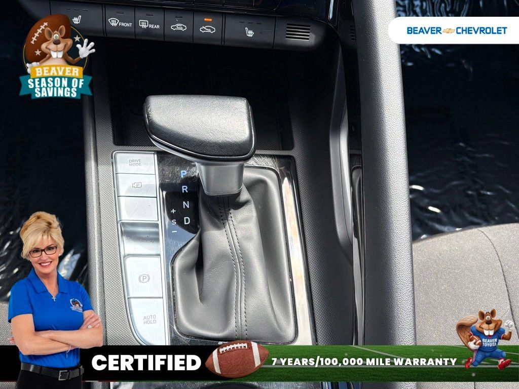 Used 2025 Hyundai Elantra SEL FWD image 22