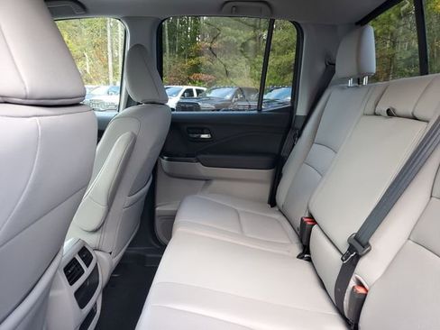 Used 2022 Honda Ridgeline RTL-E image 13