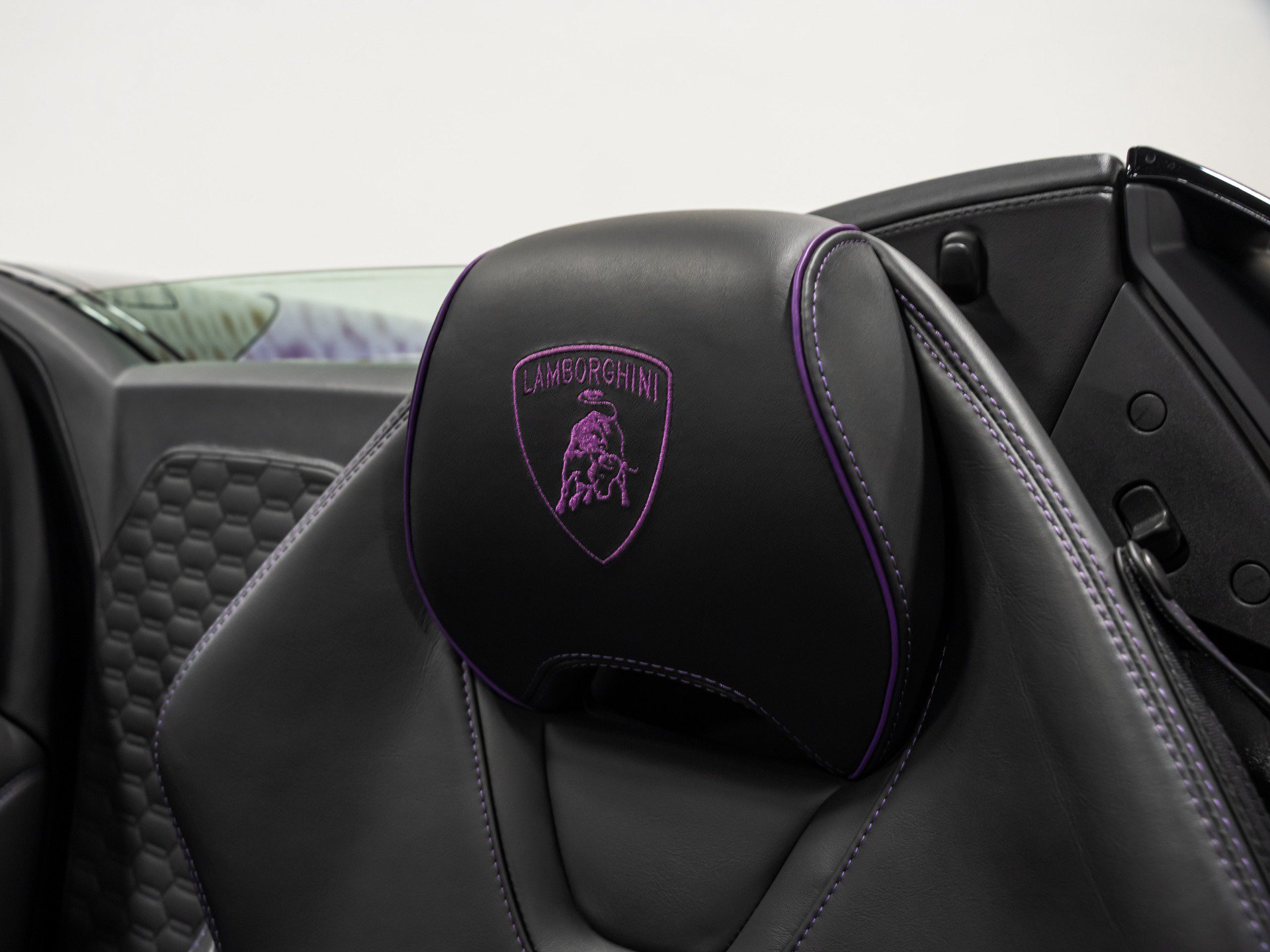 Used 2020 Lamborghini Huracan EVO AWD/4WD image 41
