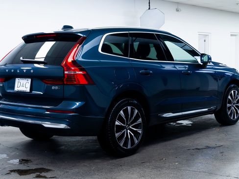 Used 2023 Volvo XC60 B5 Plus w/ Protection Package Premier image 6