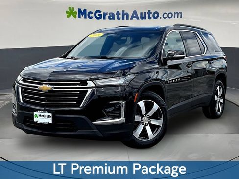 Used 2023 Chevrolet Traverse LT w/ LT Premium Package AWD/4WD image 3