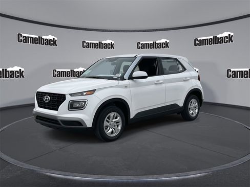 New 2026 Hyundai Venue SE image 3