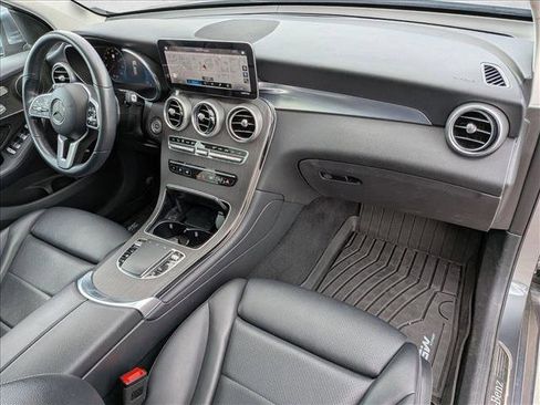 Used 2022 Mercedes-Benz GLC 300 4MATIC image 23