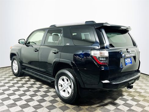 Certified 2024 Toyota 4Runner SR5 Premium image 6