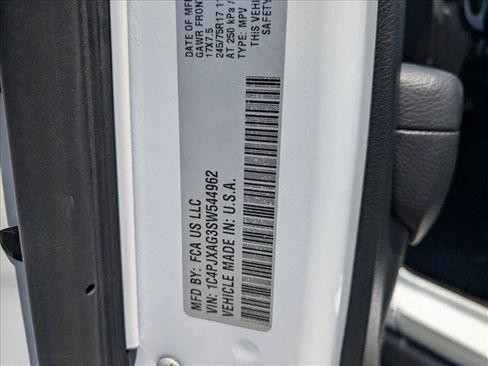 Used 2025 Jeep Wrangler Sport AWD/4WD image 23