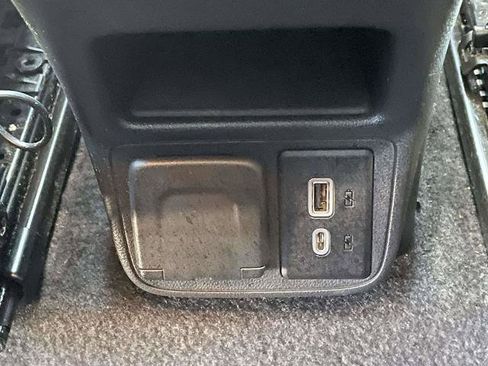 Used 2023 Chevrolet TrailBlazer RS w/ Convenience Package image 11