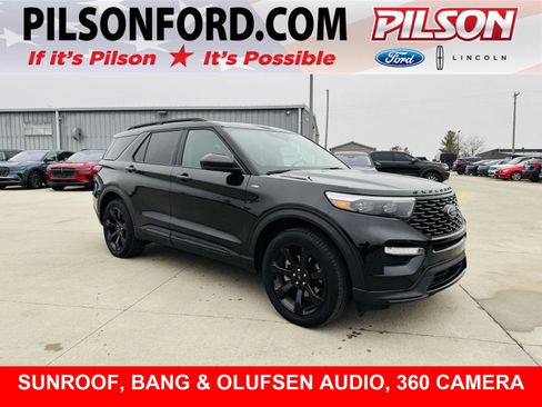 Used 2023 Ford Explorer ST-Line image 1
