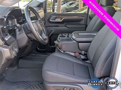 Used 2025 Chevrolet Silverado 2500 LT image 19