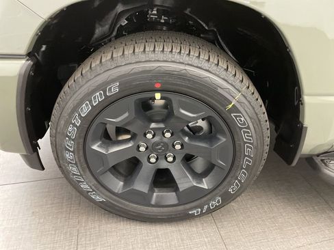 New 2026 RAM 1500 Express AWD/4WD image 8