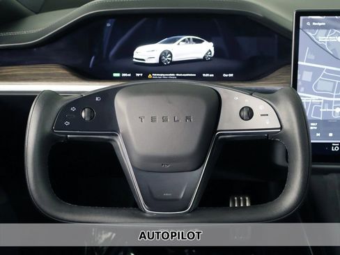 Used 2022 Tesla Model S AWD/4WD image 3