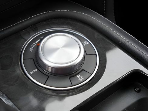 Used 2024 INFINITI QX80 Luxe RWD image 31