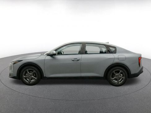 Used 2025 Kia K4 FWD image 4