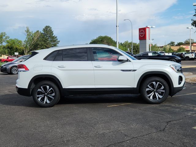 New 2026 Volkswagen Atlas Cross Sport SE AWD/4WD image 2