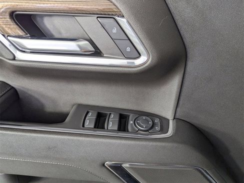 Used 2024 Chevrolet Silverado 1500 RST image 18