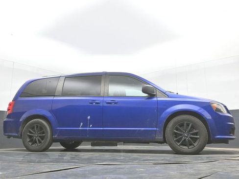 Used 2020 Dodge Grand Caravan SE FWD image 34