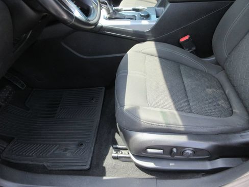 Certified 2020 Chevrolet Blazer LT FWD image 19