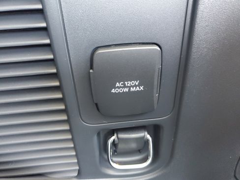 New 2026 Lincoln Navigator Reserve AWD/4WD image 33