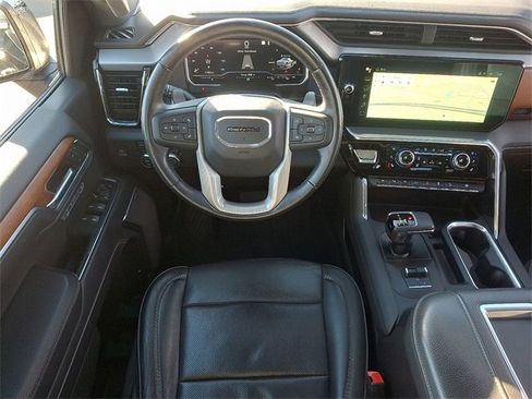Used 2022 GMC Sierra 1500 Denali w/ Denali Reserve Package image 10