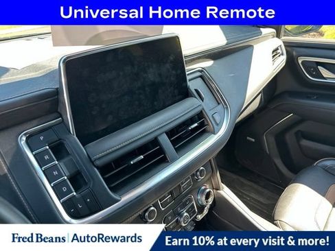 Used 2024 GMC Yukon XL AT4 w/ AT4 Premium Plus Package AWD/4WD image 10