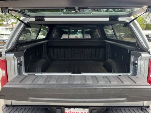 Used 2024 Chevrolet Silverado 1500 LTZ w/ LTZ Premium Package AWD/4WD image 9