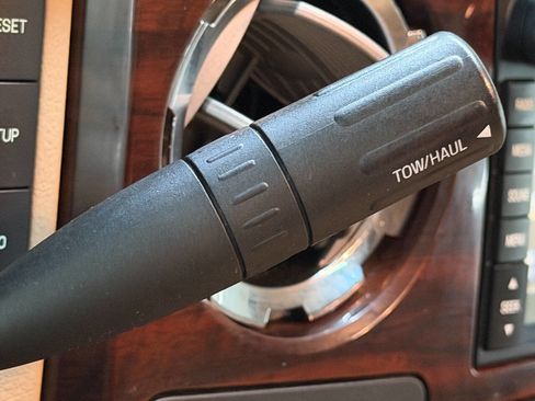 Used 2009 Ford F250 Lariat image 38