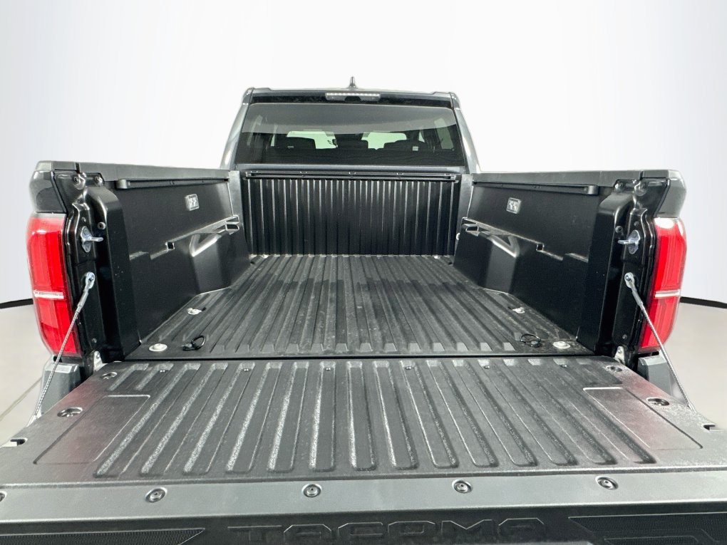 Used 2026 Toyota Tacoma SR5 AWD/4WD image 26